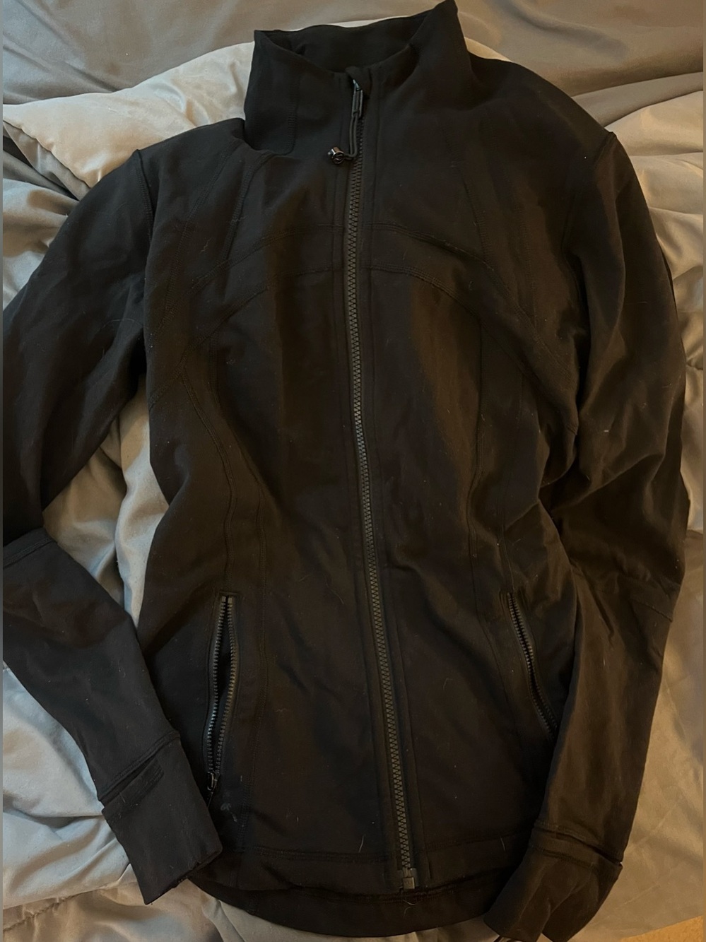 Lululemon Jacket ๐ค๐ค๐ค - Picture 2 of 3